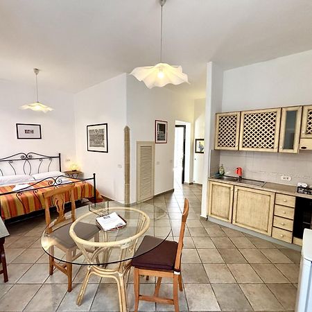 Kallistos Suites & Apartments Gallipoli Kültér fotó