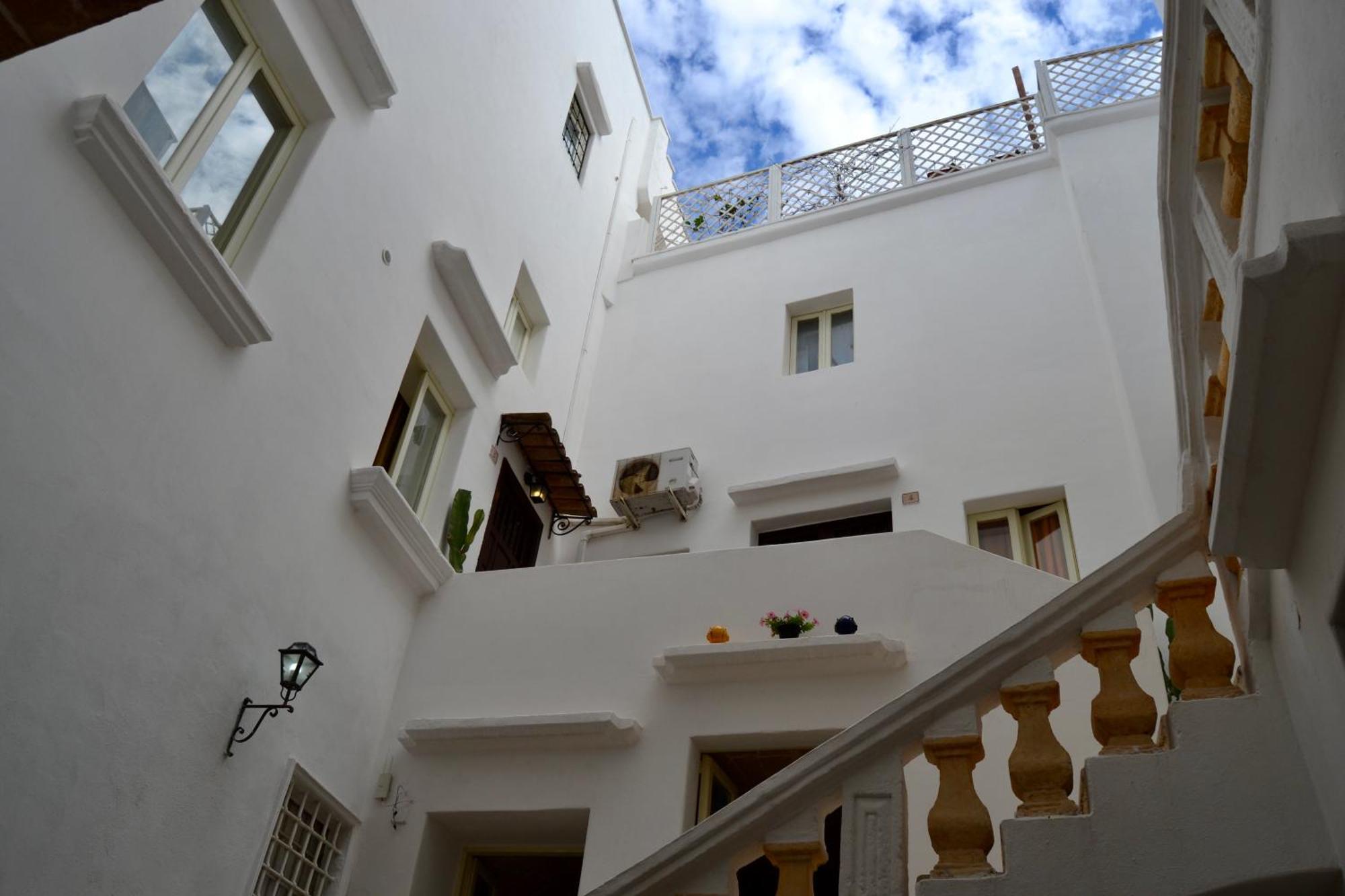 Kallistos Suites & Apartments Gallipoli Kültér fotó