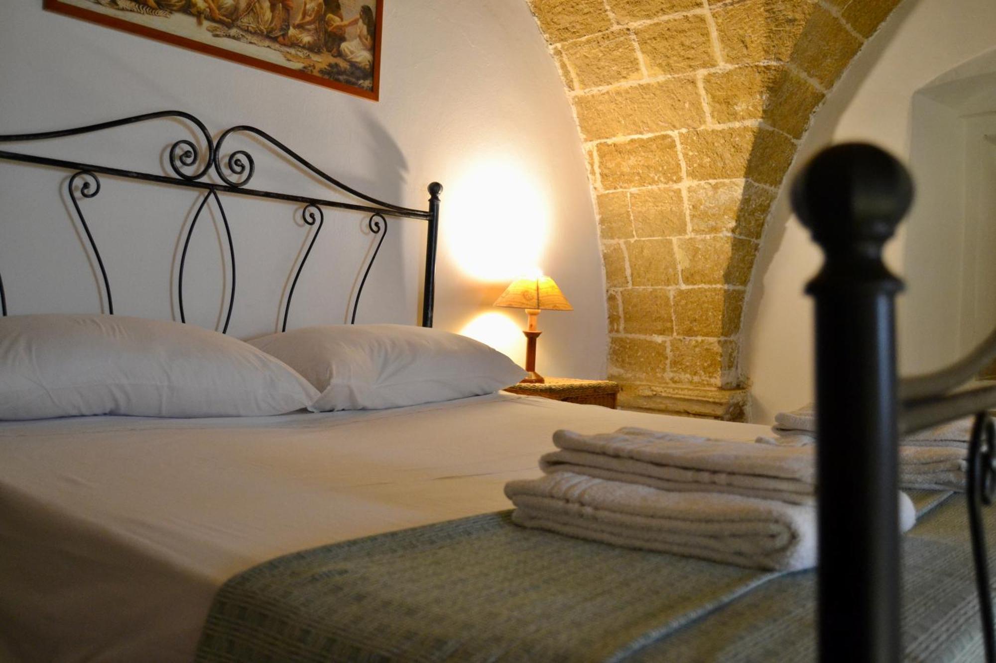 Kallistos Suites & Apartments Gallipoli Kültér fotó