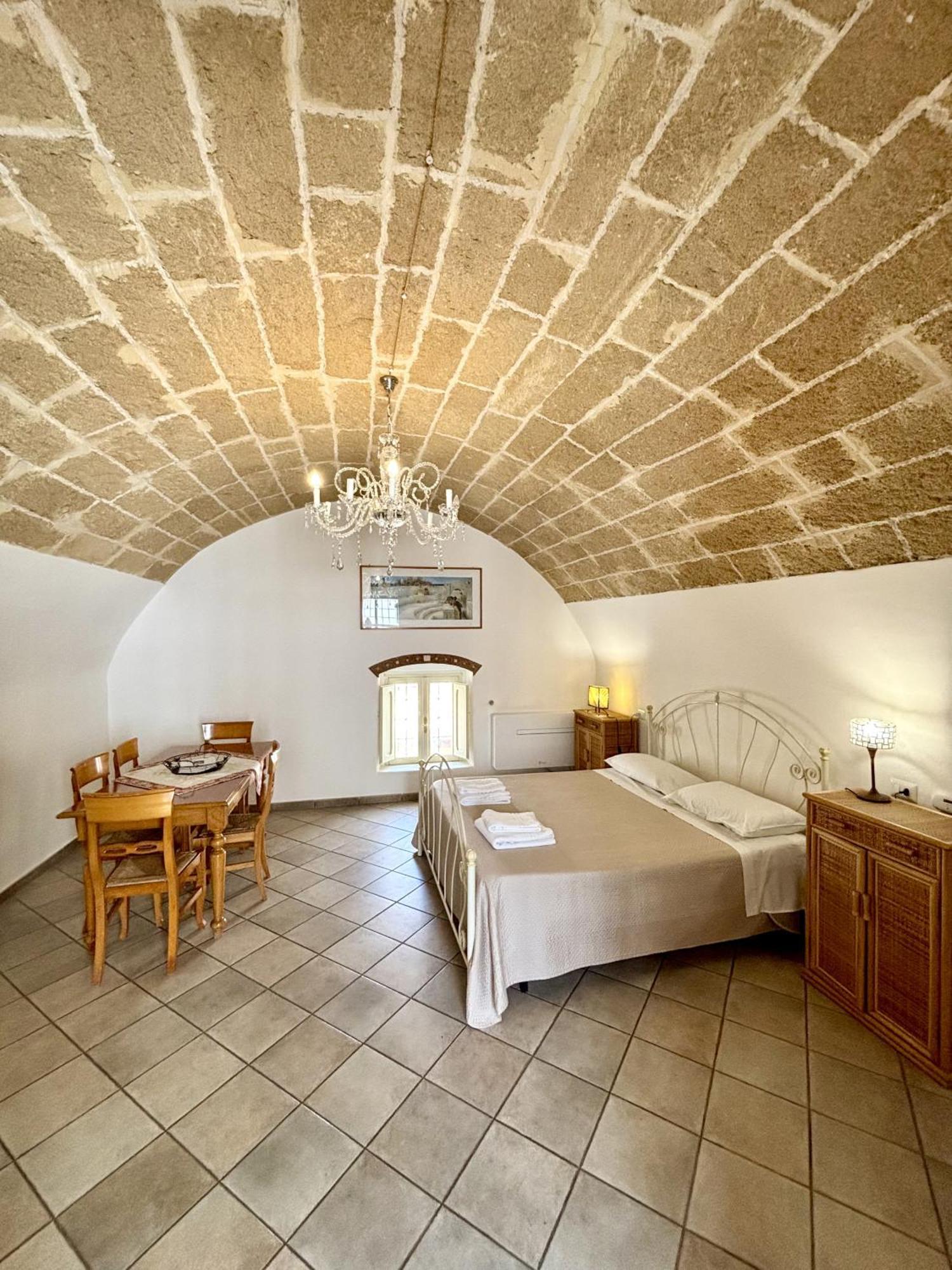 Kallistos Suites & Apartments Gallipoli Kültér fotó